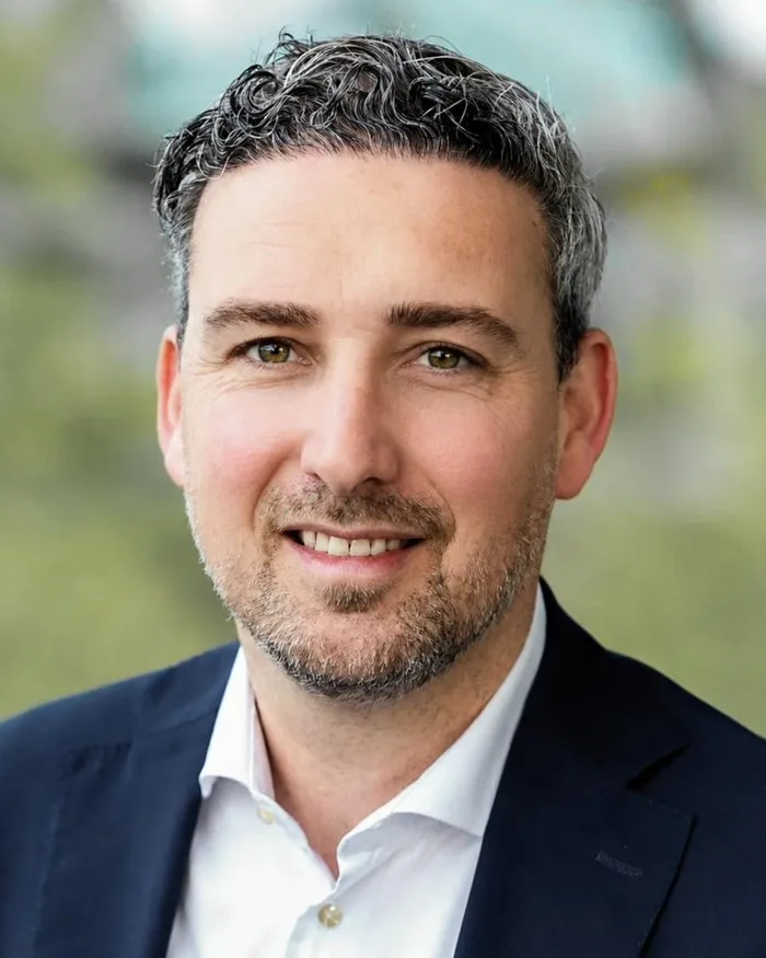 Robert Bakker
